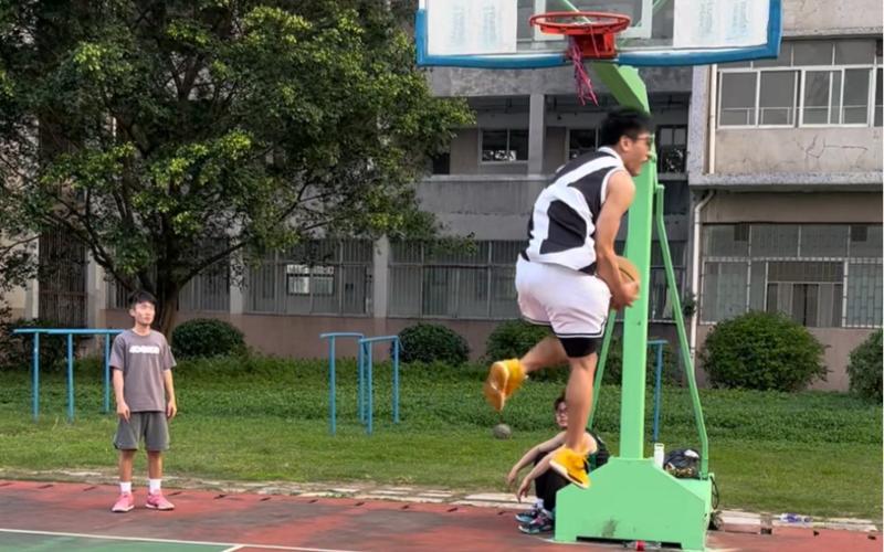 這一案例凸